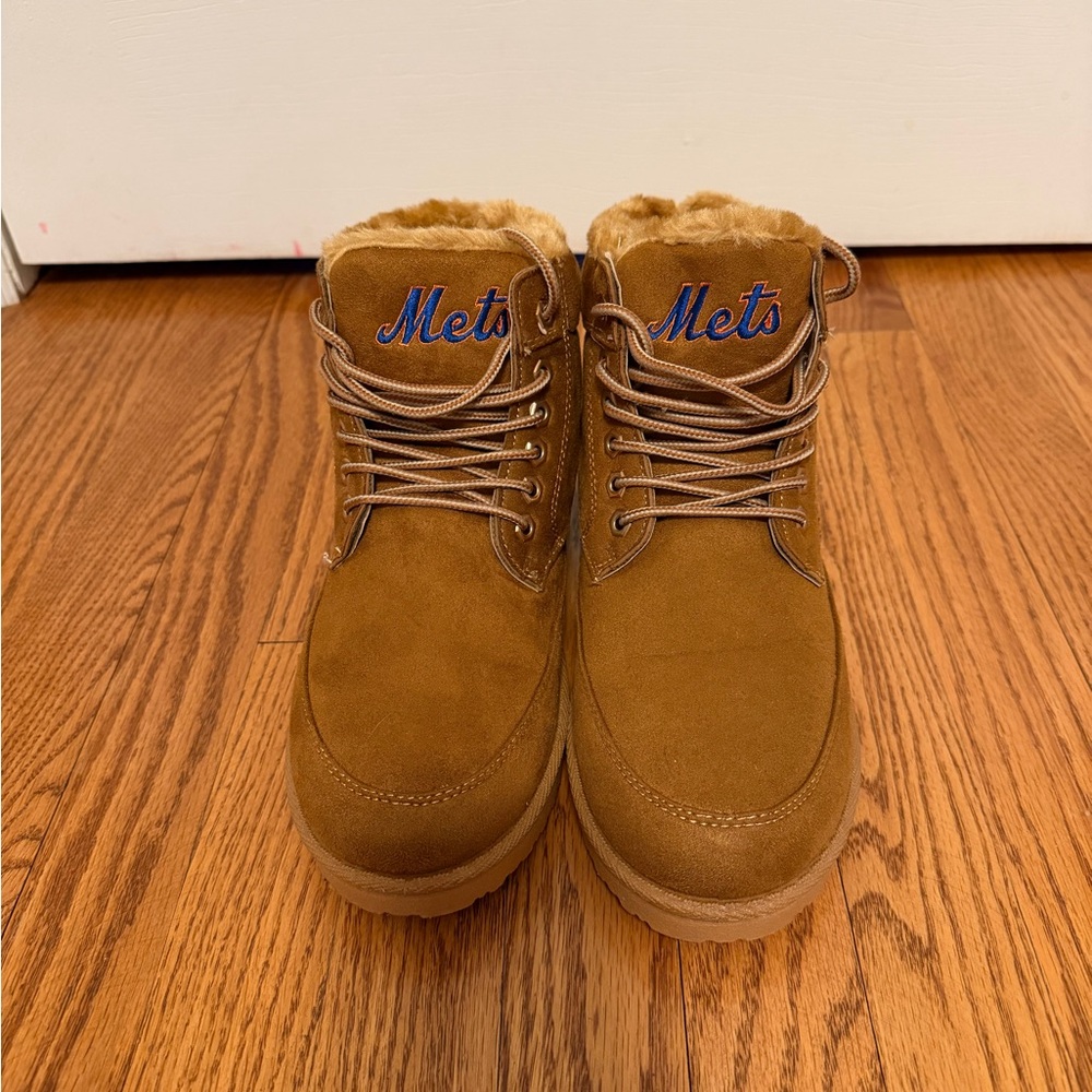 Men’s METS Team MLB Boot. Size 8. Worn once